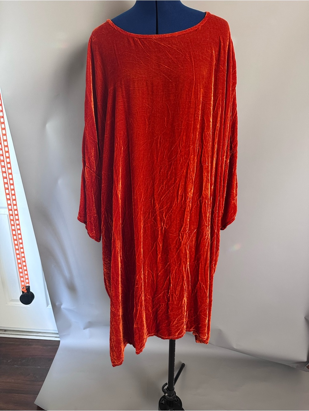 Oversized Relaxed Crushed Velvet Long-Sleeve Tee Shirt Dress in Rust Orange